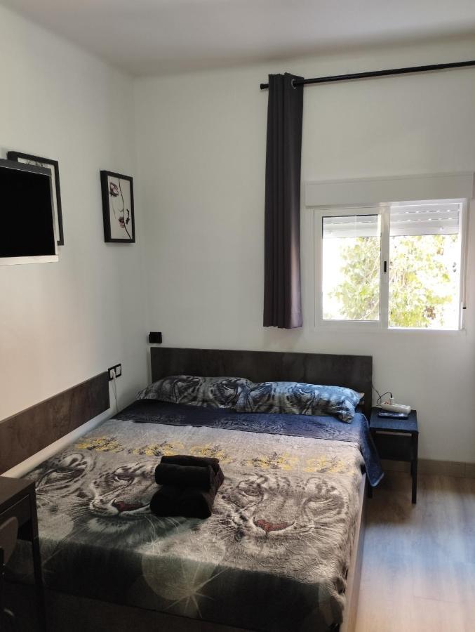 ברצלונה Vilapicina Hostal מראה חיצוני תמונה